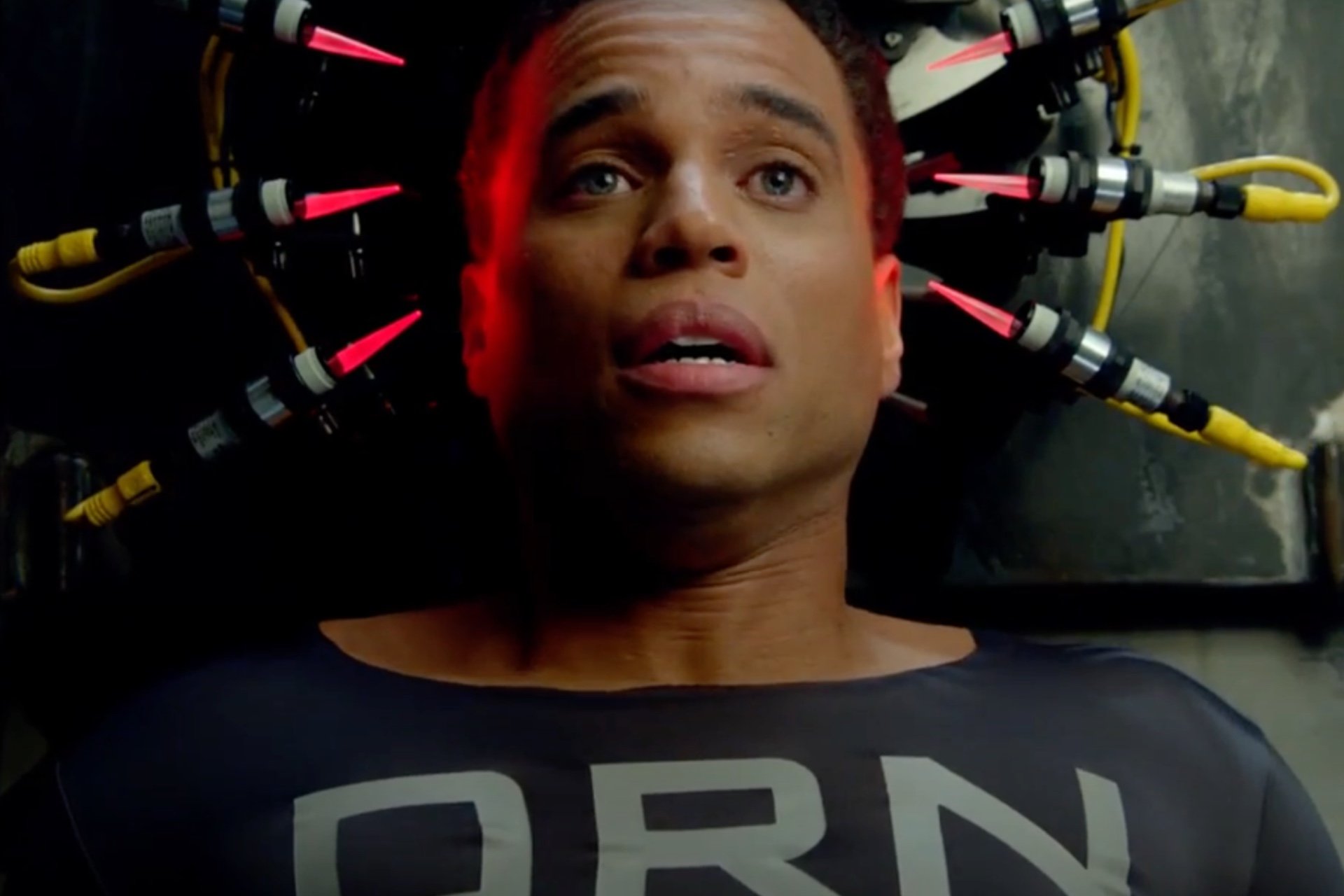 7 Weird Sci-Fi Network TV Shows That Aired Just as Streaming Was Taking Over