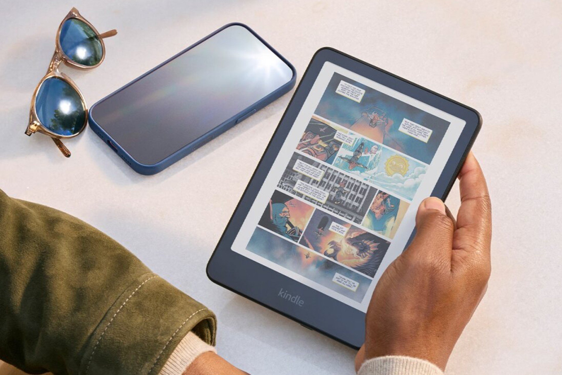 Amazon’s Only Color Kindle Just Got a Version That’s a Little Bit Cheaper