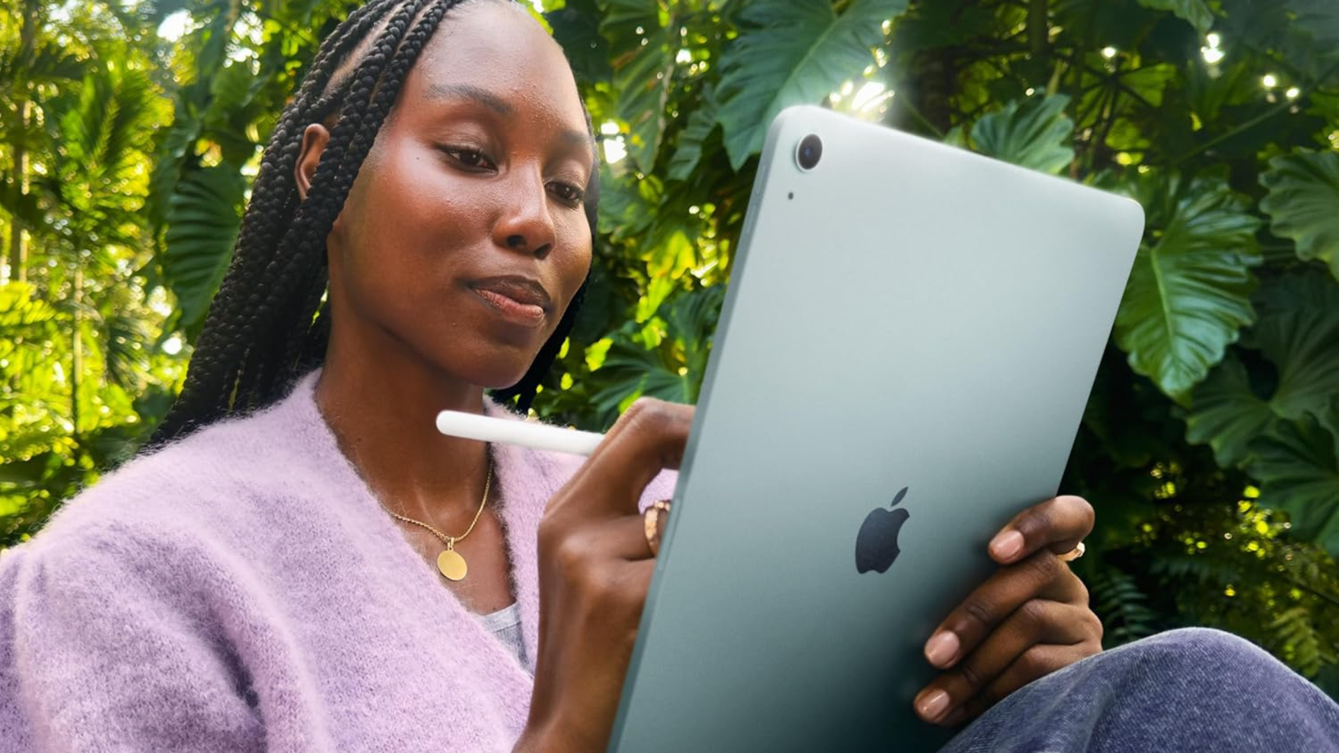 Apples iPad Air just dipped back under $500