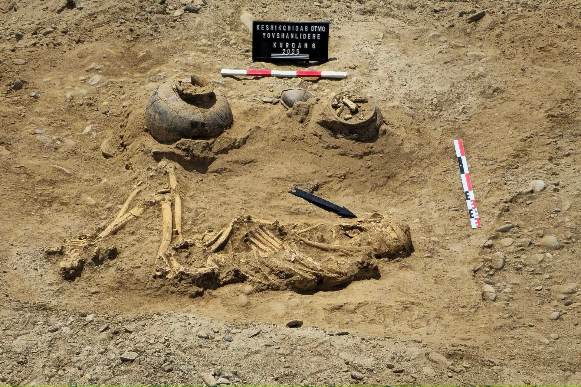 Archaeologists Unearth 6-Foot-Tall Bronze Age Warrior Clutching a Spear