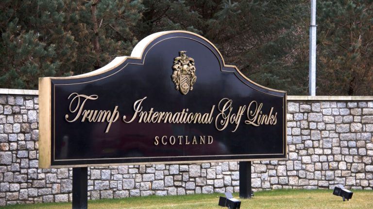 Crypto Wealth Platform Nexo Co-Founders Dine With President Trump at Golf Course Opening