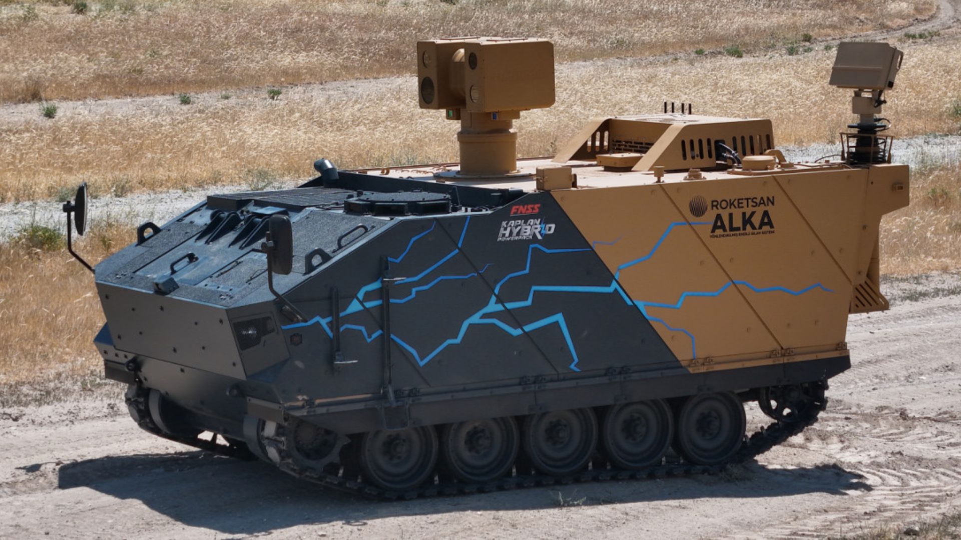 Double trouble: ‘World’s first’ laser-armed tank jams and fries drones mid-air