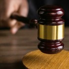 Handy- und Festnetzverträge: BGH untersagt Tricksereien bei Vertragslaufzeiten