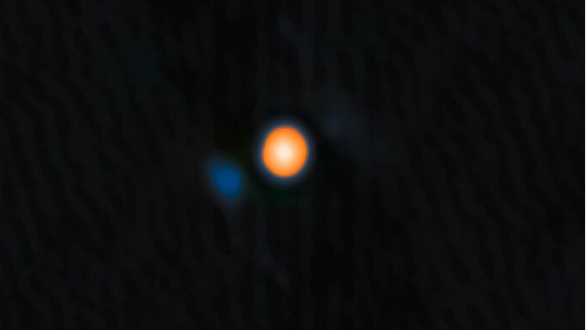 Hidden star found orbiting inside Betelgeuse in stunning Gemini telescope images