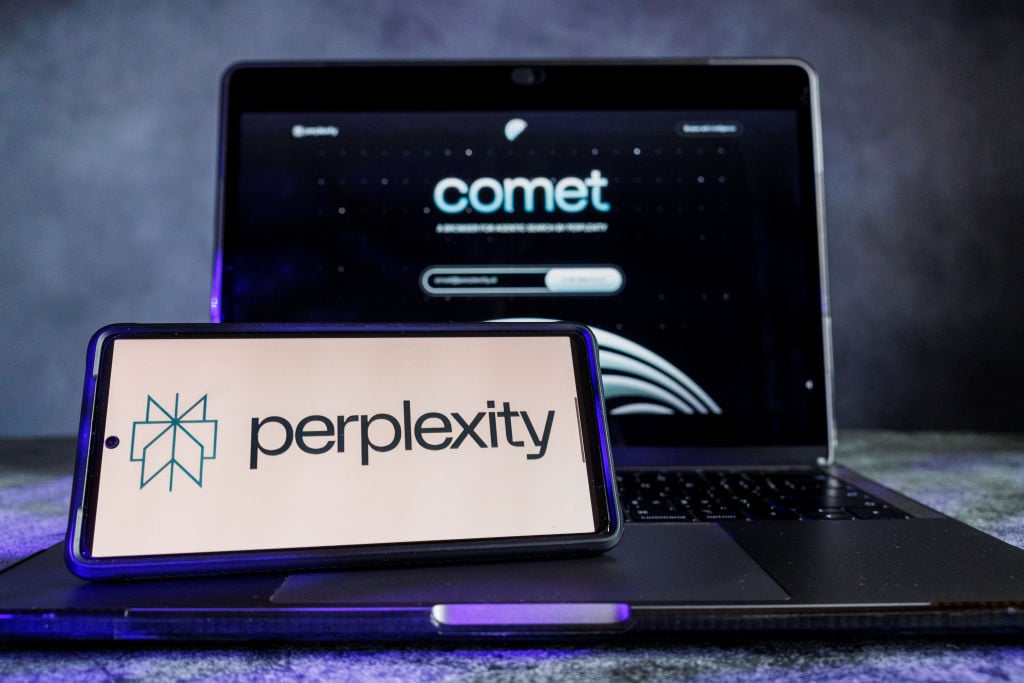 I’m testing Perplexity’s new AI browser Comet. Here are 3 features I tried right away.
