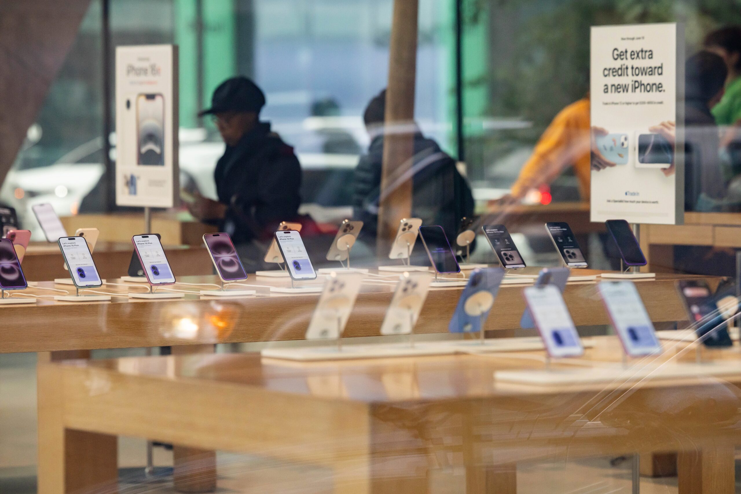 iOS 27 is reportedly focused on foldable iPhone features