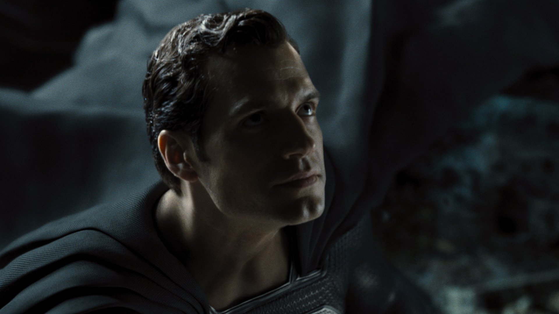 James Gunn Talks Future Superman Plans, Dropping Henry Cavill