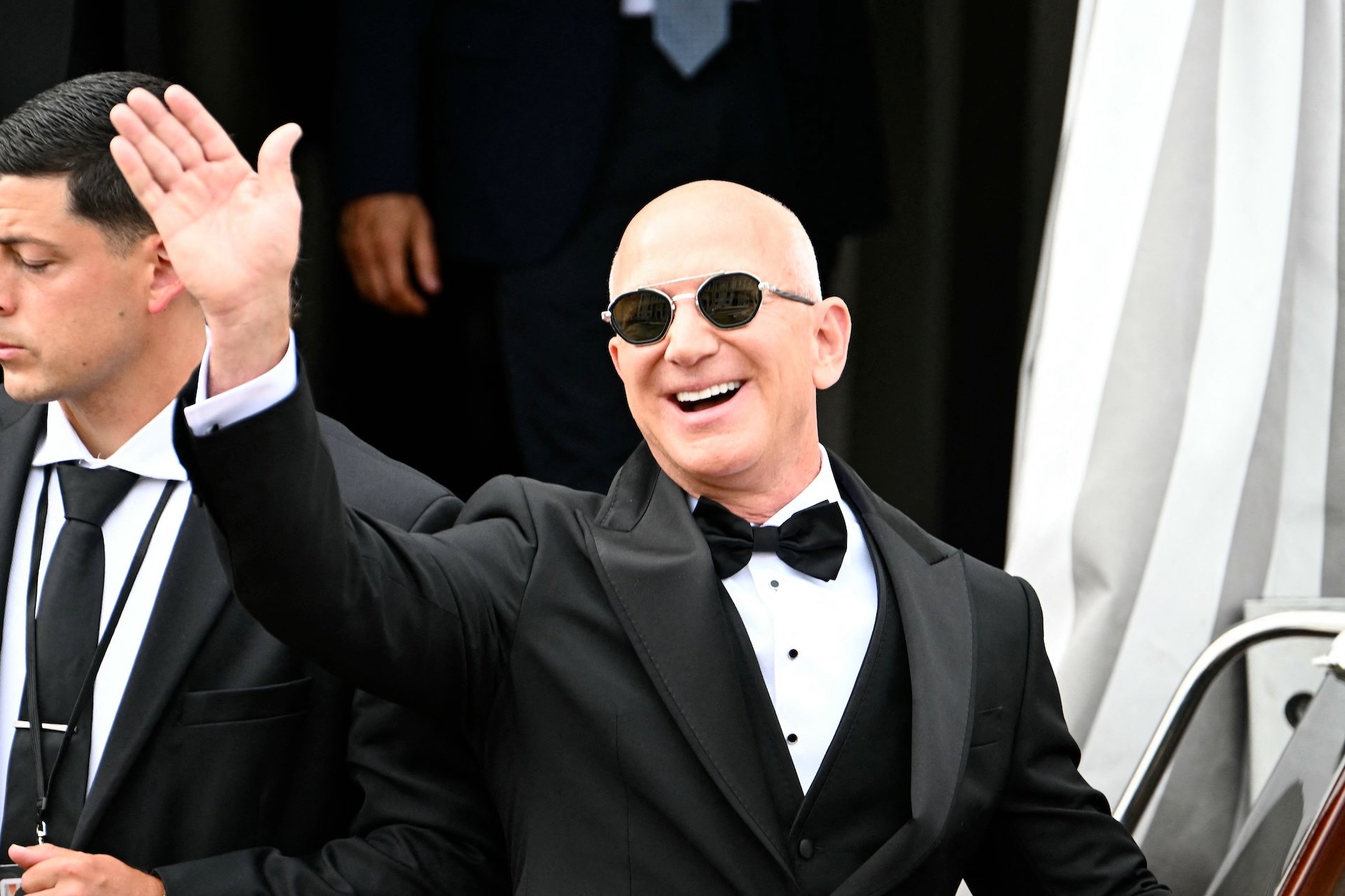Jeff Bezos Reportedly Eyes Purchase of CNBC as Tech Billionaires Gobble Up Media