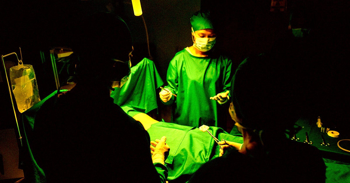 Man Wakes Up Partway Through His Organs Getting Harvested