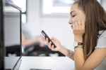 “Moralisierende Diskussion”: Jugendlichen beim Thema Handysucht Gehör schenken