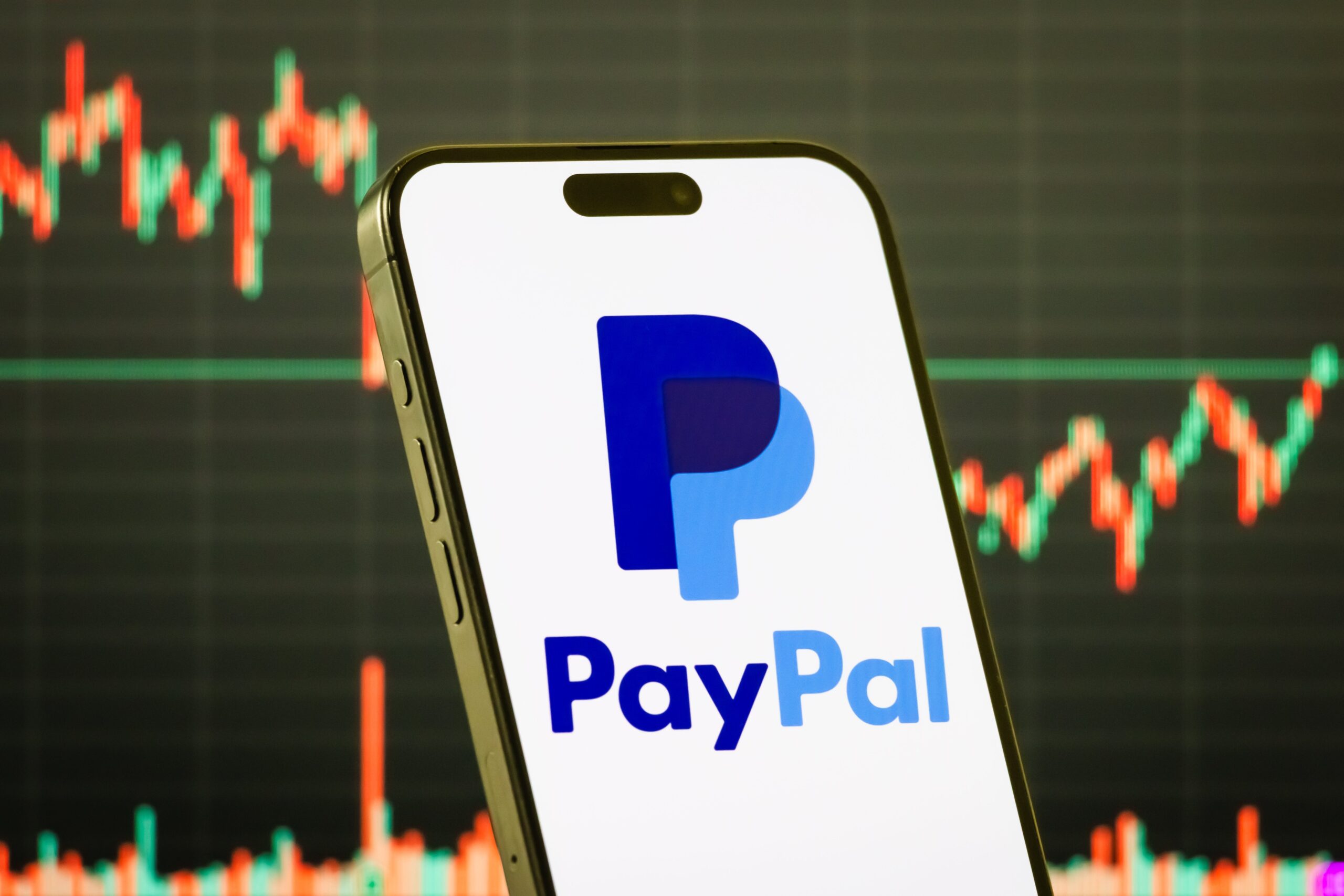 PayPal will let merchants accept 100+ new cryptocurrencies, including Trumps memecoin