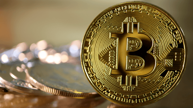 Ray Dalio Sees 15% Bitcoin as Optimal for Crisis-Ready Portfolios