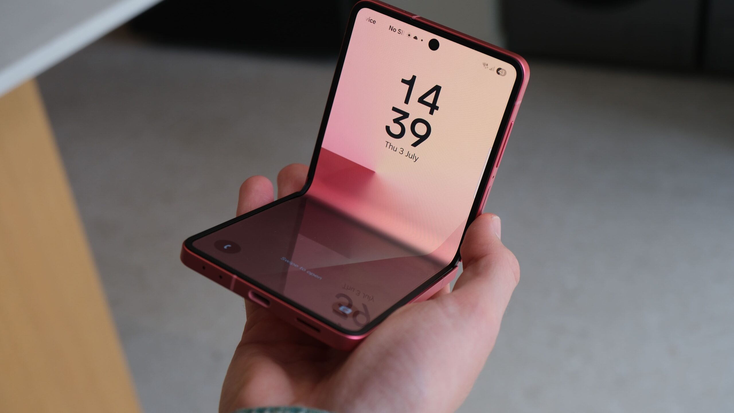 Samsung Galaxy Z Flip 7 specs: every key spec of this clamshell foldable