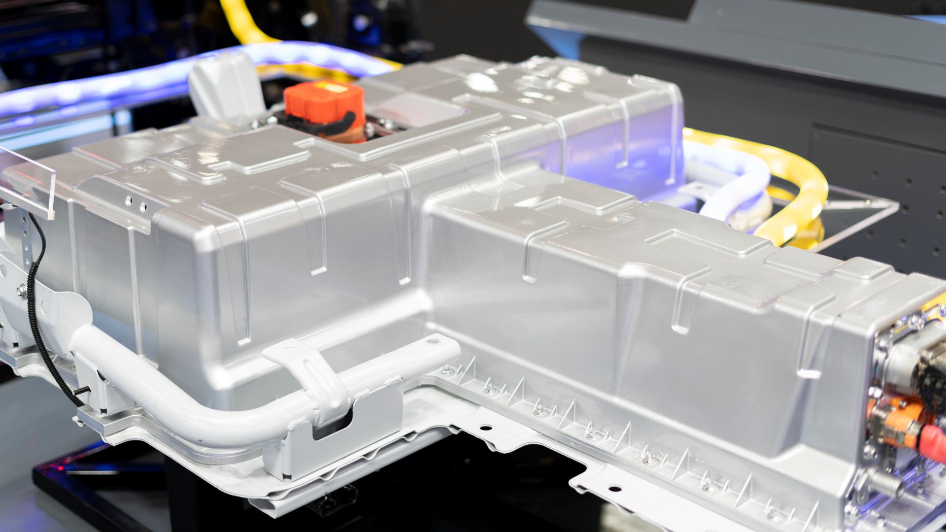 Self-repairing batteries could double EV power packs’ lifespan, performance
