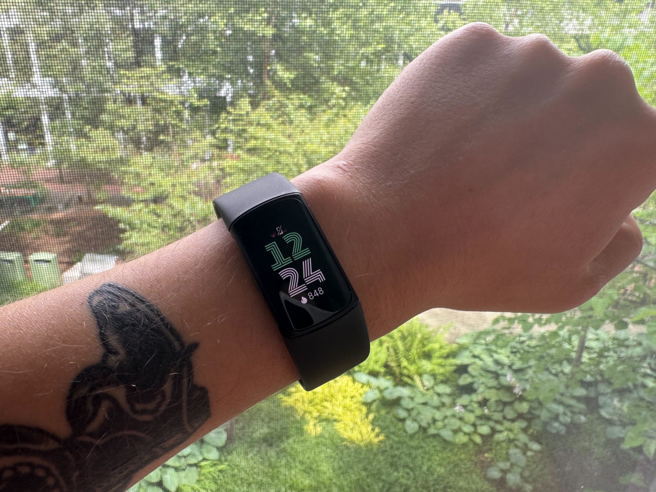 The Fitbit Charge 6 is lacking a key feature, and I just cant get over it