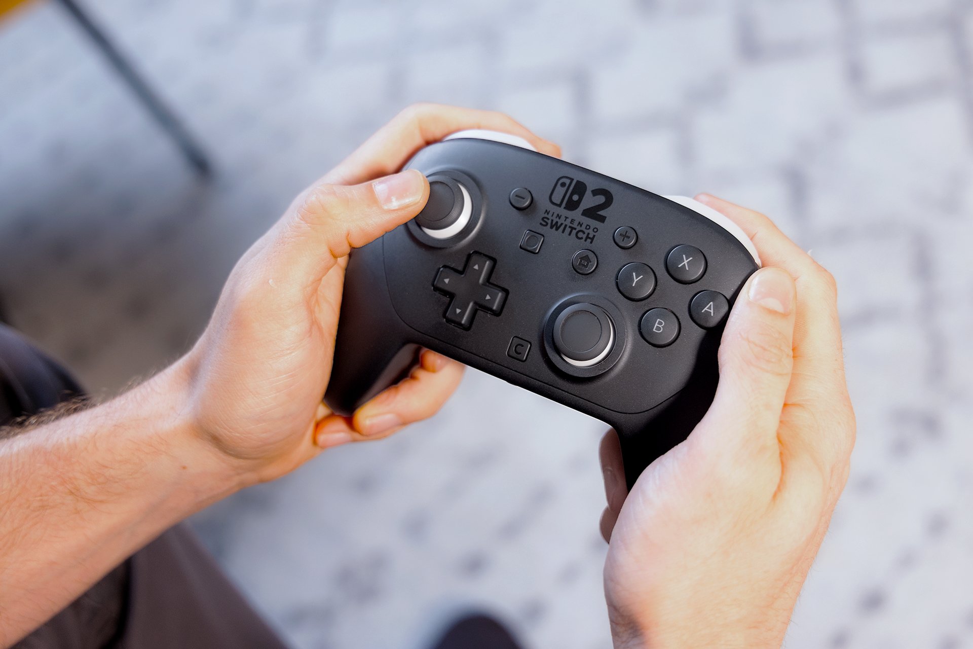 The Switch 2’s Pro Controller Beats the Competition, for All the Wrong Reasons