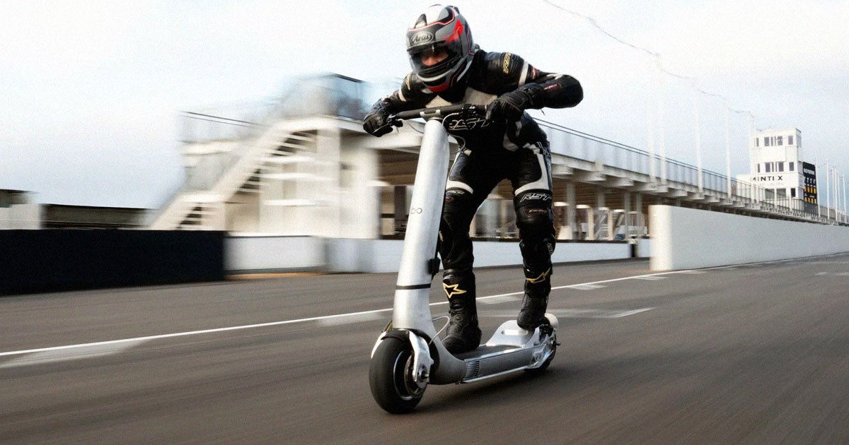 This Bonkers 100 MPH E-Scooter Is a Ludicrous Safety Hazard