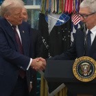 Donald Trump: Apple kündigt 100-Milliarden-Investition in US-Fertigung an