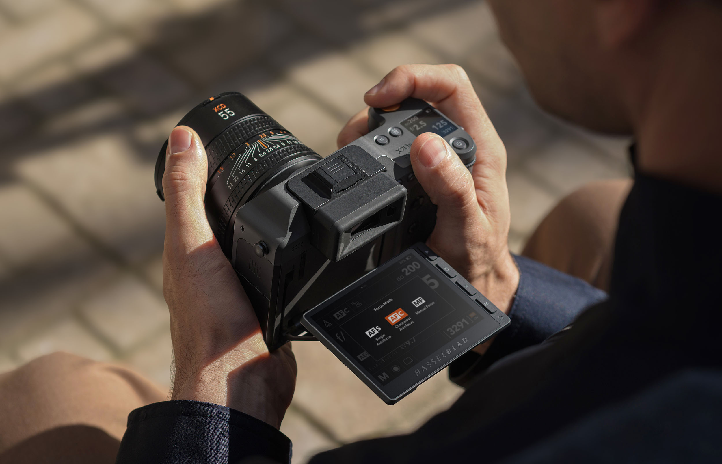 Hasselblad’s X2D II 100C offers improved autofocus and world-beating stabilization