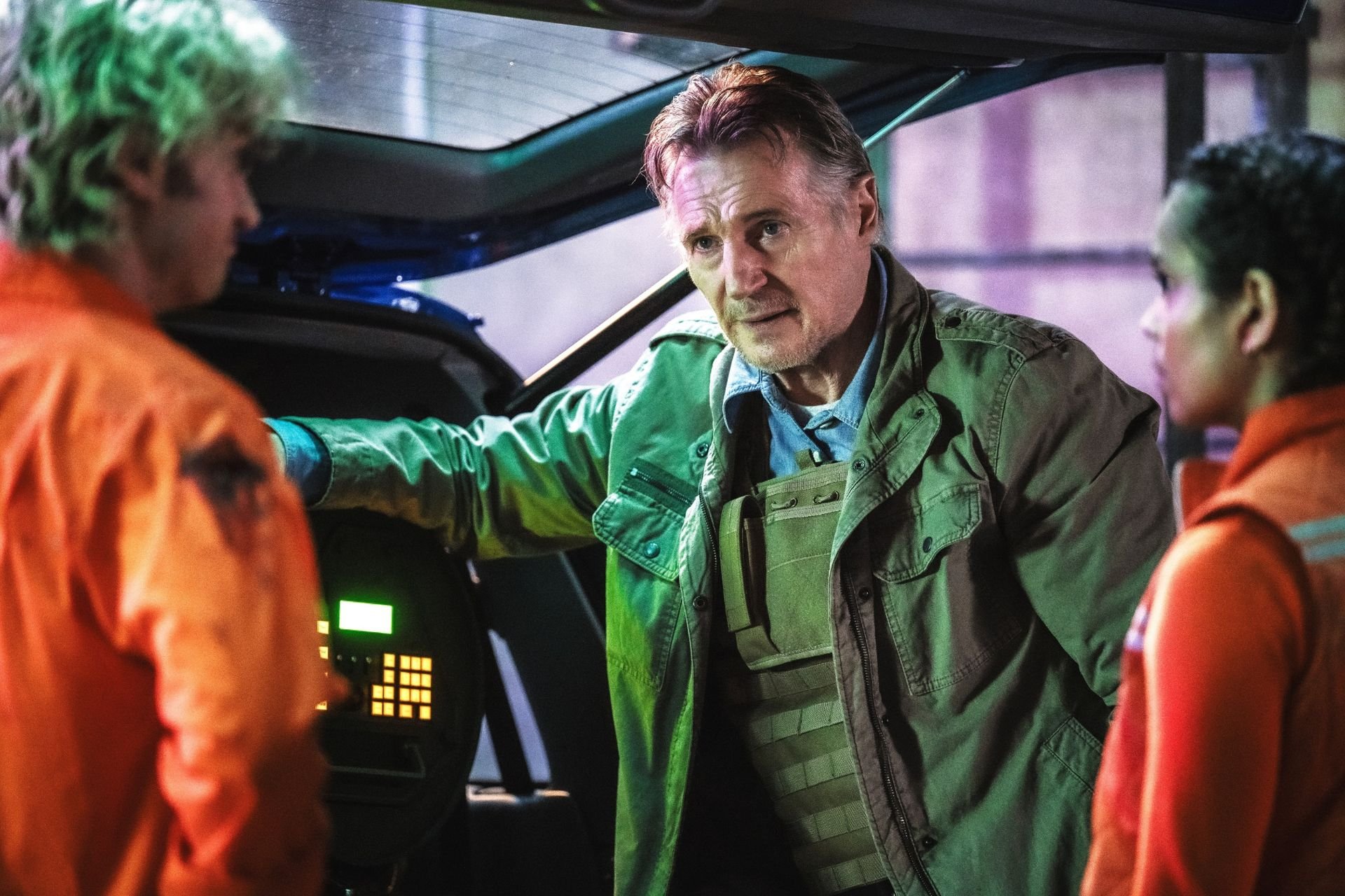Joe Keery and Liam Neeson Team Up for a Gross-Out Sci-Fi Film From the Writer of ‘Jurassic Park’