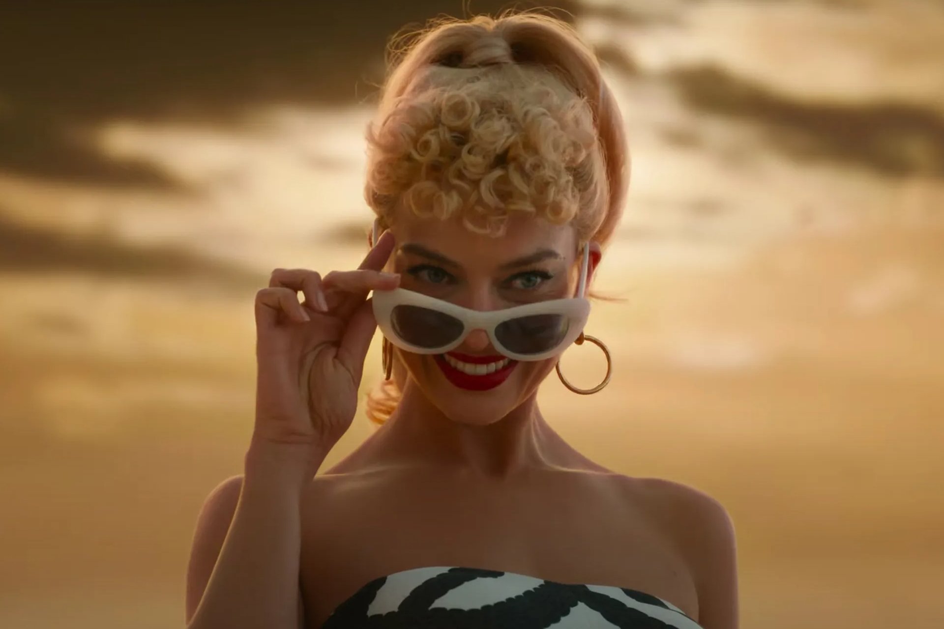 Margot Robbie May Be Our New Attacking 50 Foot Woman