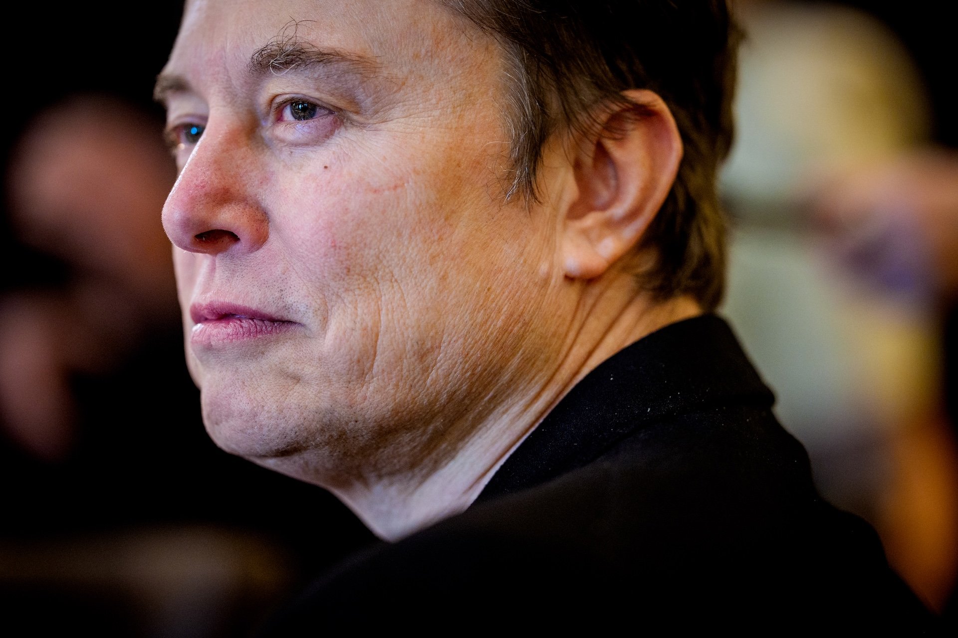 Tesla Approves Elon Musk’s $29 Billion Pay Package Despite Political Risks