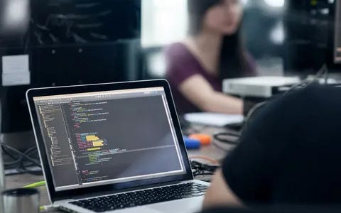 Website Developers Near Me: Finding the Right Experts for Your Business