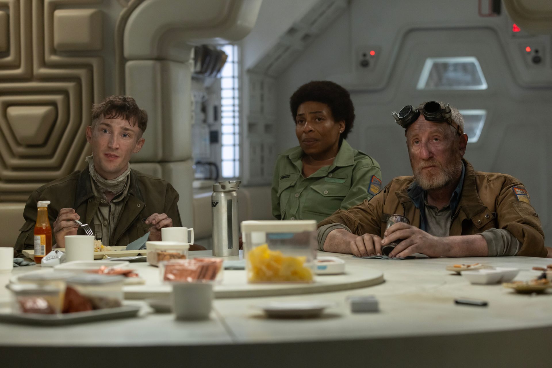 ‘Alien: Earth’ Showrunner Discusses the Timing of His Mini ‘Alien’ Movie, Plus That Huge Twist