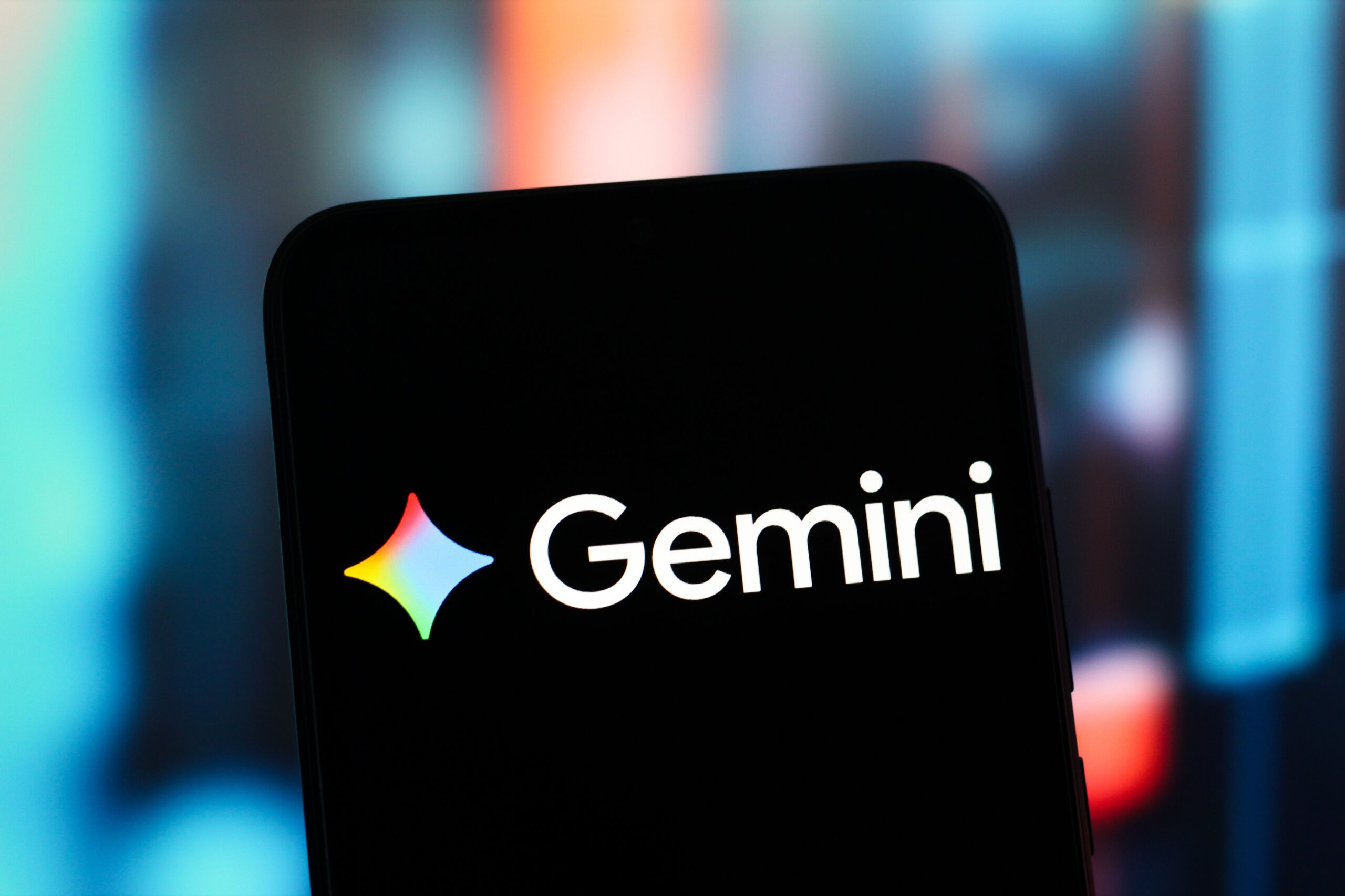 Googles AI, Gemini, is high risk for kids and teens, safety report finds