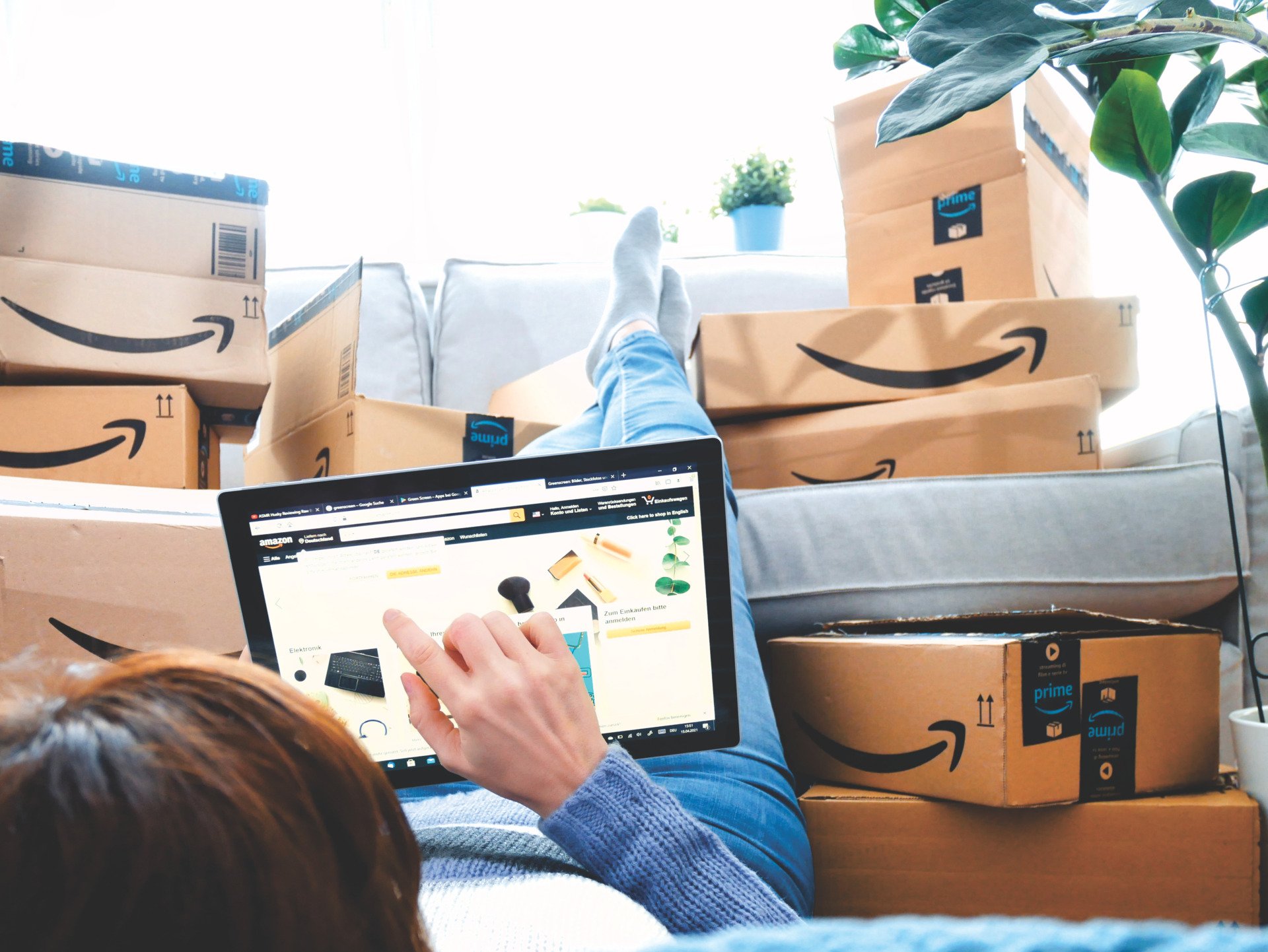 Investors Cheer As Amazon Cracks Down on Prime Accounts