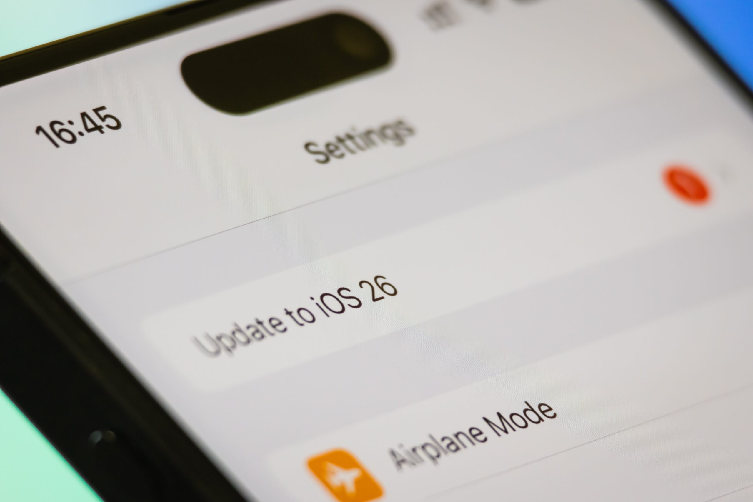 iOS 26 is here. The 3 coolest features to try first.