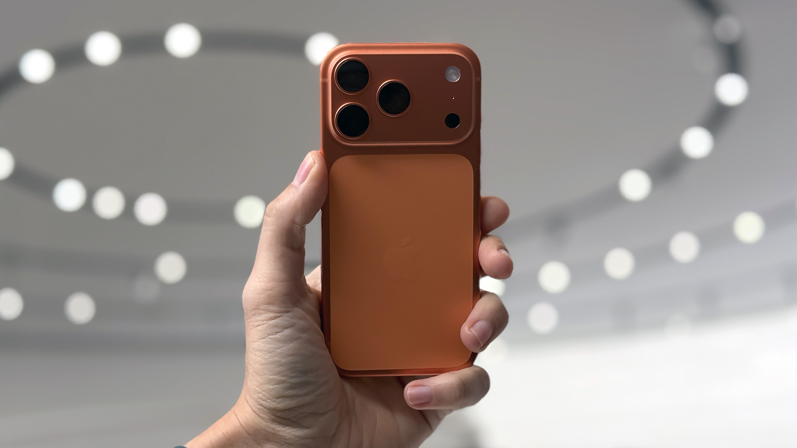 iPhone 17 Pro hands-on: The unibody and camera plateau feel more significant in person