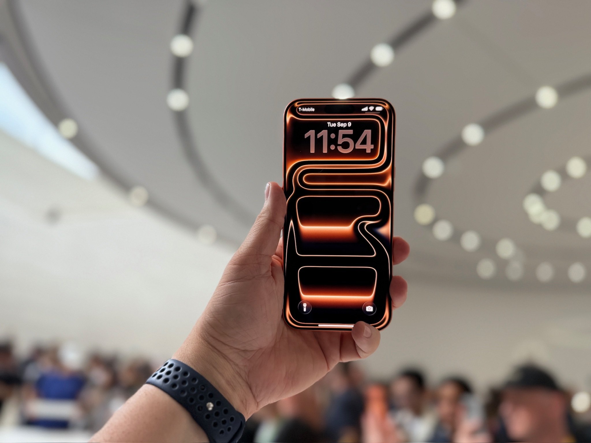 iPhone 17 Pro Max vs. Samsung Galaxy S25 Ultra