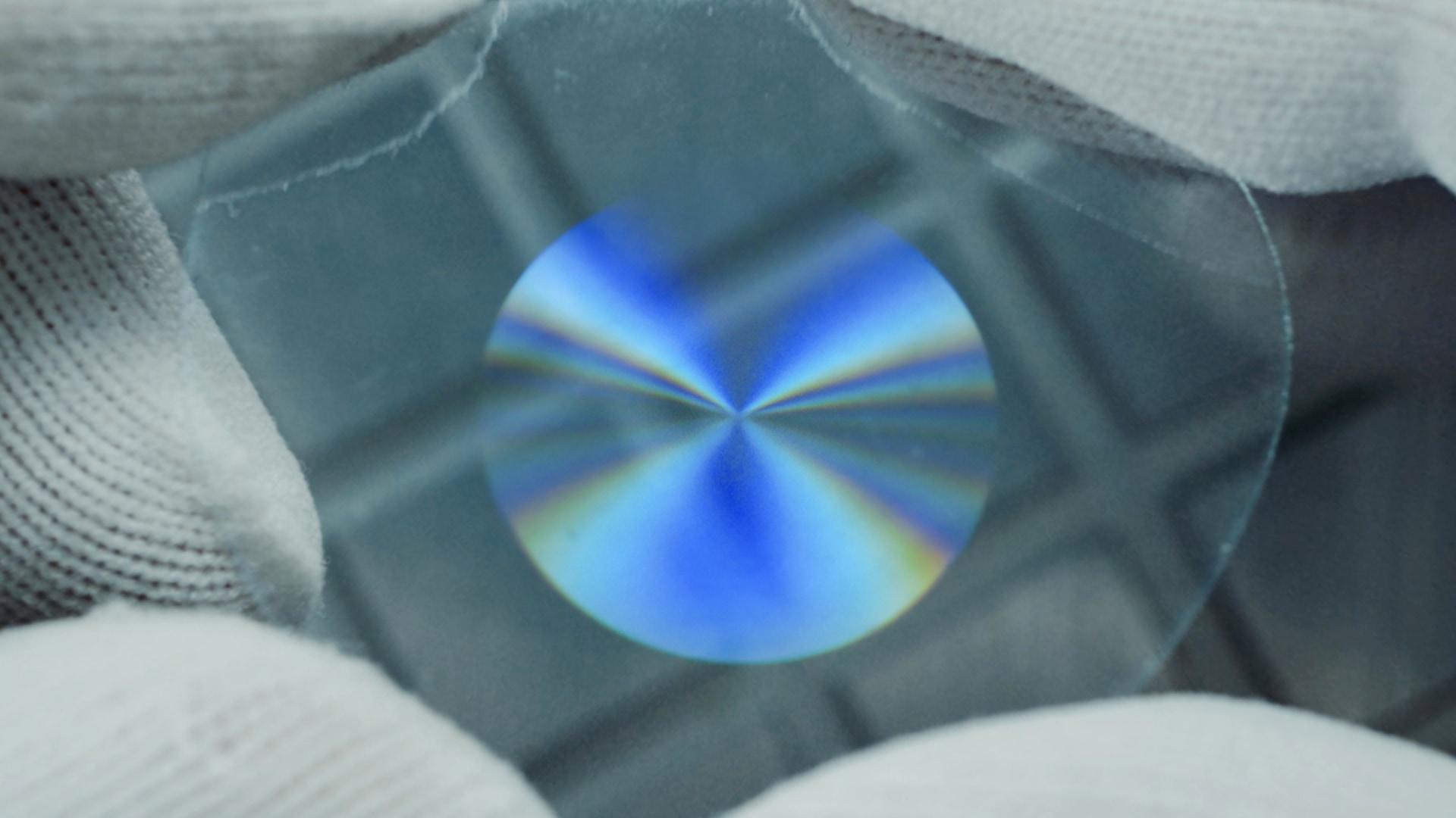 IXI’s autofocus glasses are one step closer to reality