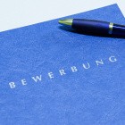 KI im Bewerbungsprozess: LLMs bevorzugen KI-generierte Lebensläufe