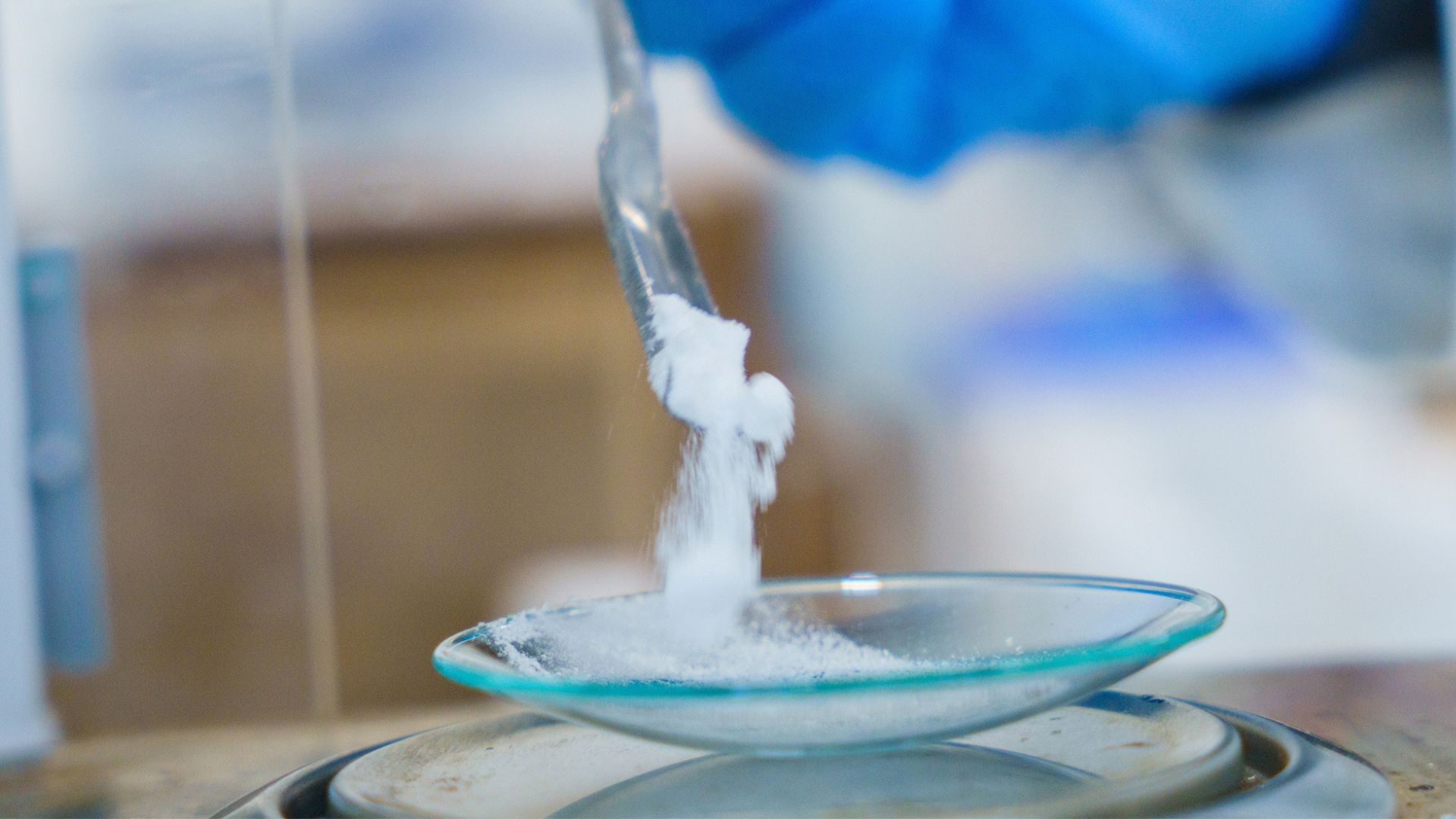 New impact-resistant additive makes lithium-ion batteries safer for EVs