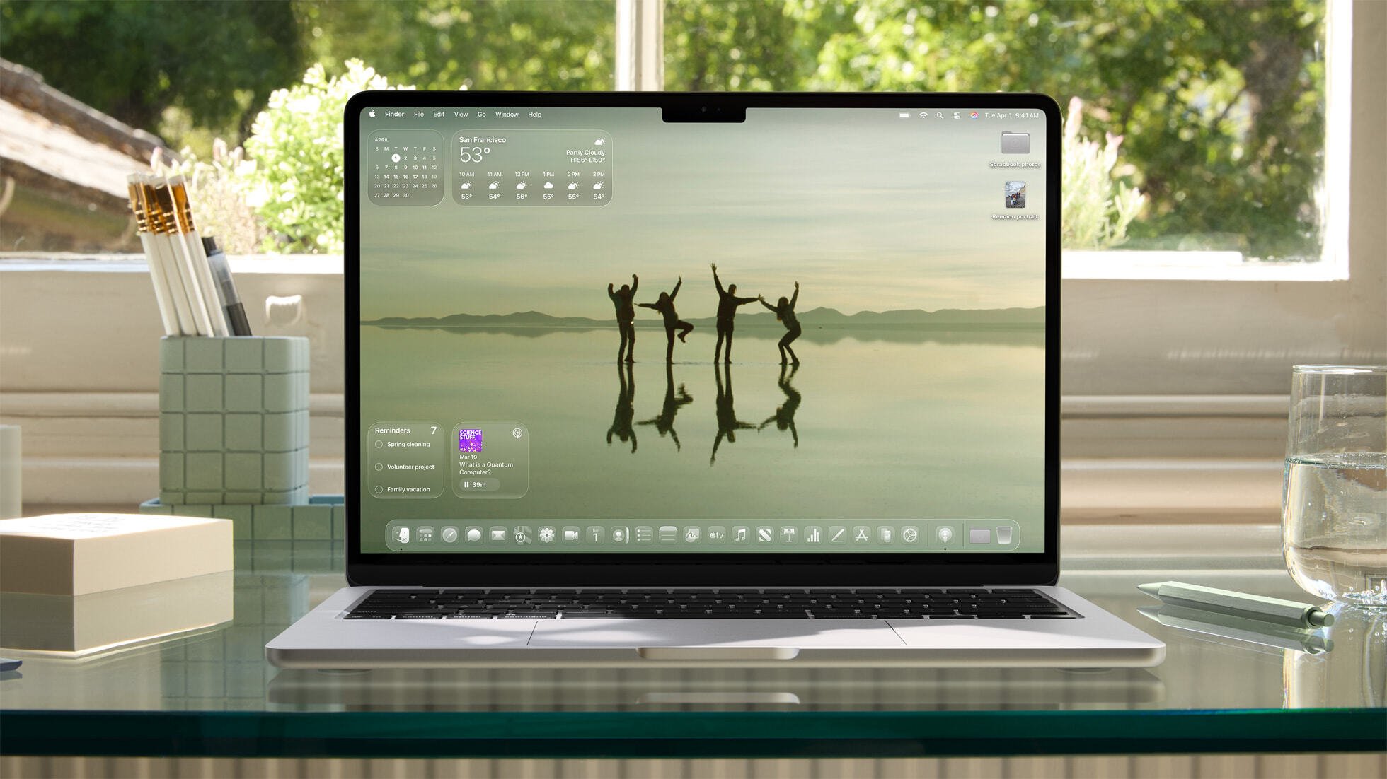 New macOS Tahoe lets you automatically join an iPhone hotspot