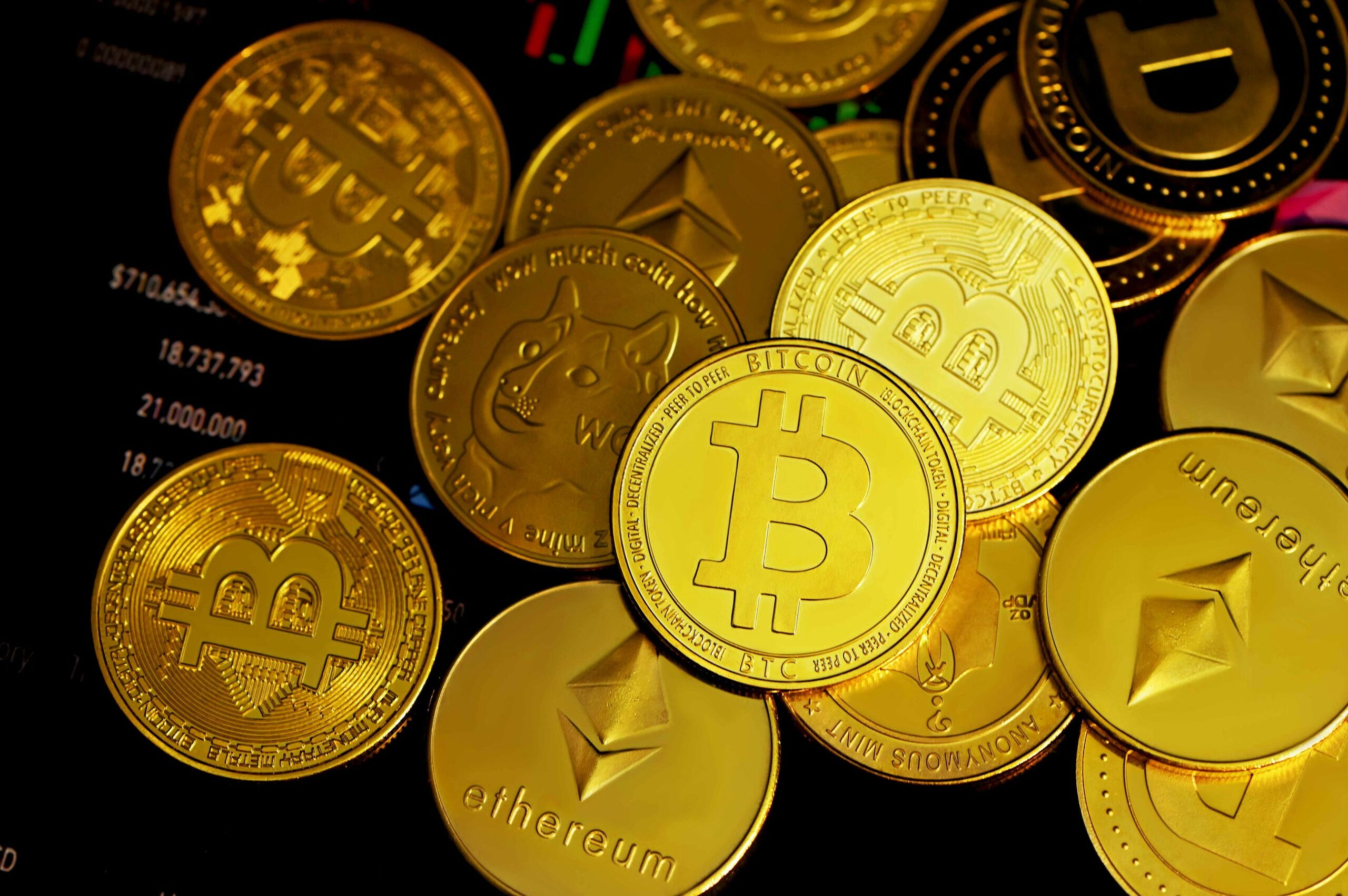 Top 10 Cryptocurrencies to Invest in 2025 Before They Explode