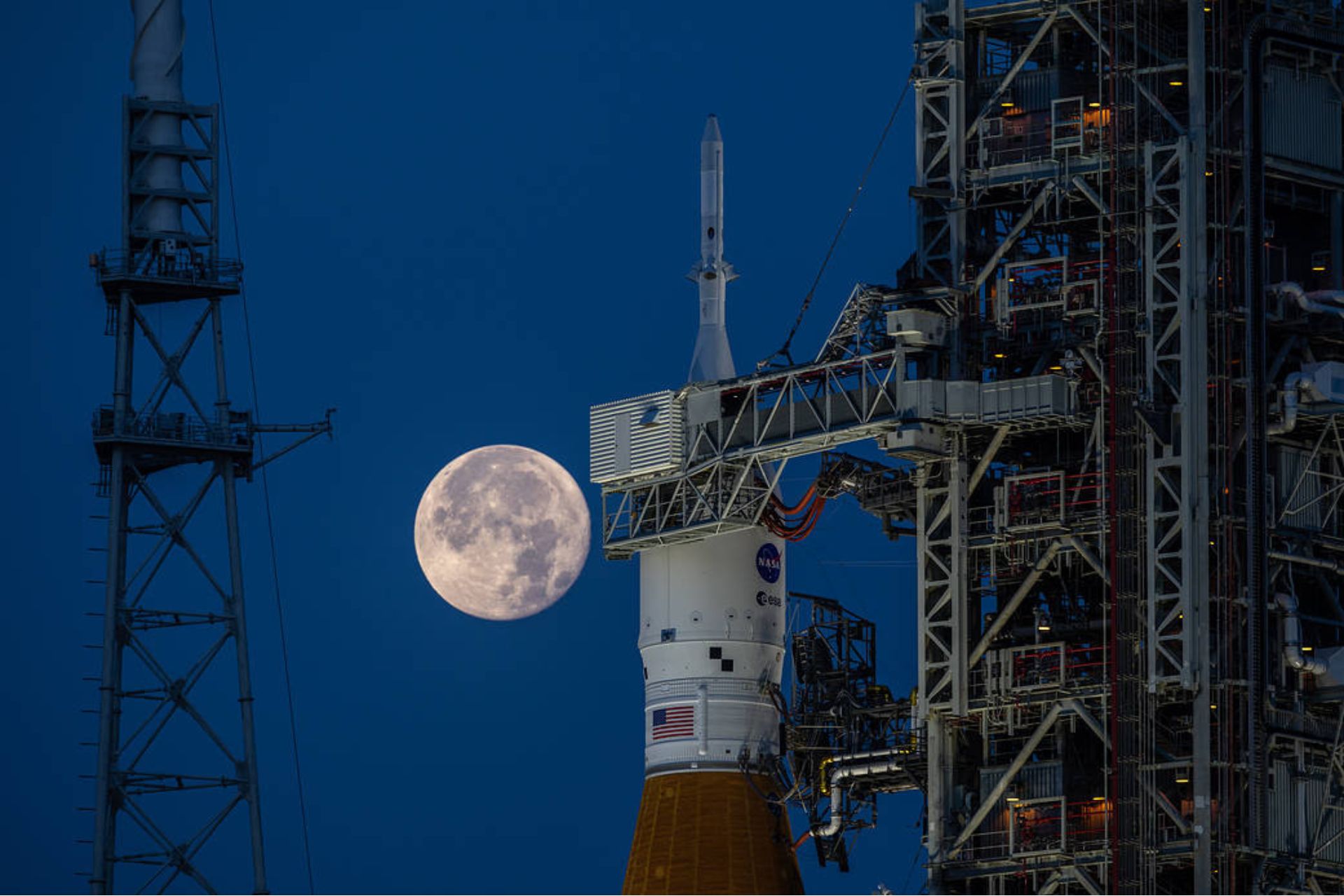 U.S. Risks Losing the Moon to China if NASA’s Artemis Program Falters, Experts Tell Senate