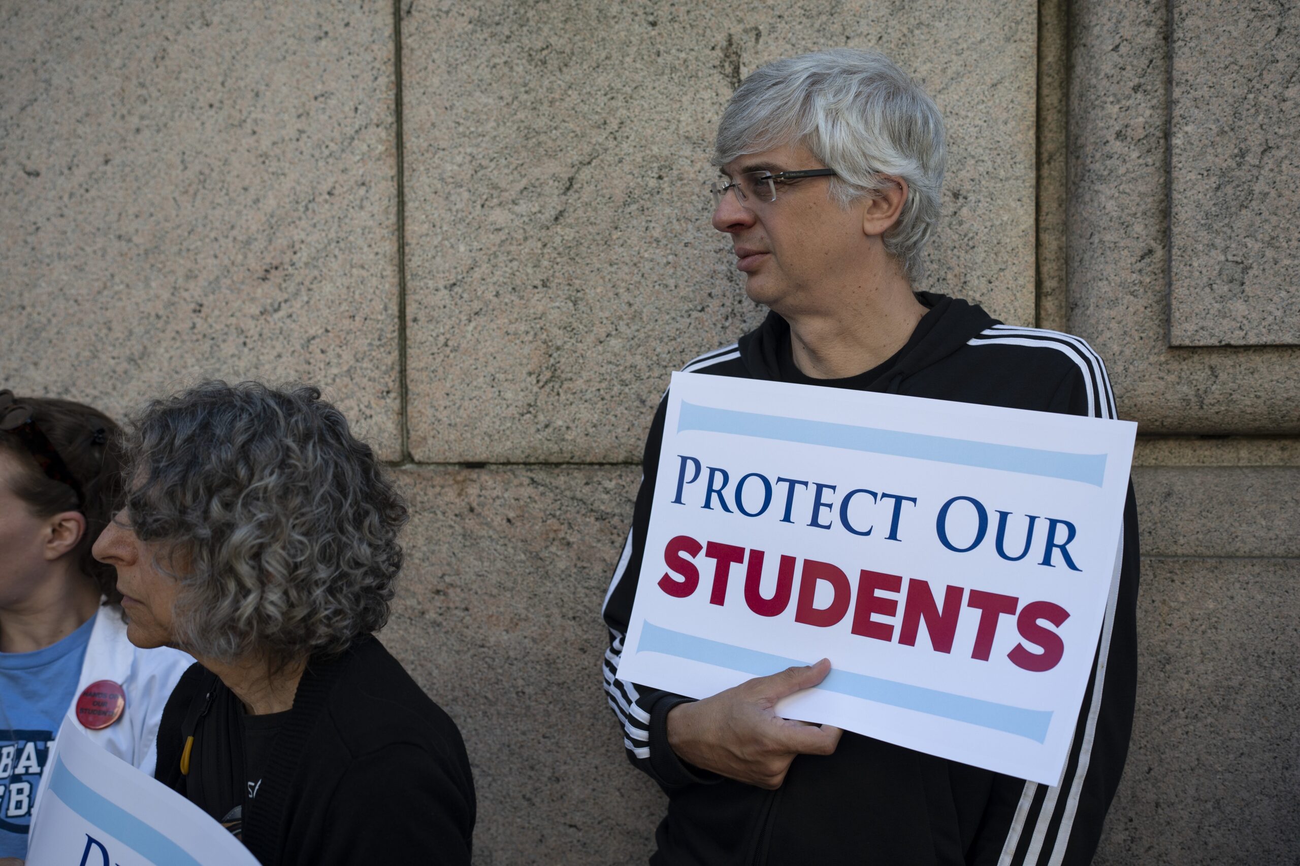 Universities like Columbia are turning to AI chatbots to sway student conflict