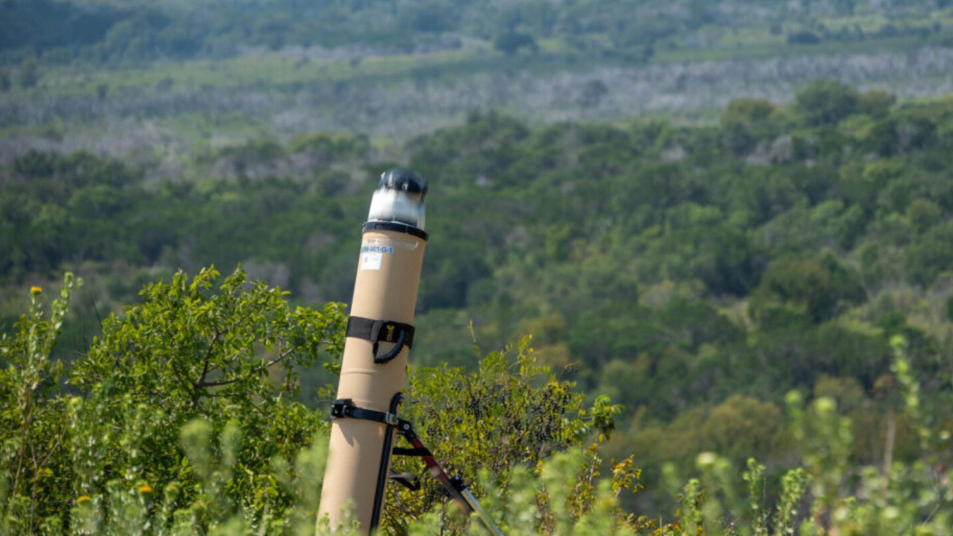 US Army tests kamikaze drone that flies like a drone and strikes like a missile 