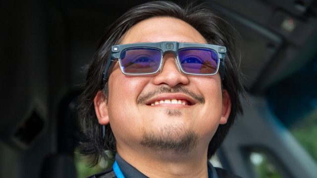 Amazon is Developing Smart Glasses to Allow Delivery Drivers to Work Hands-free