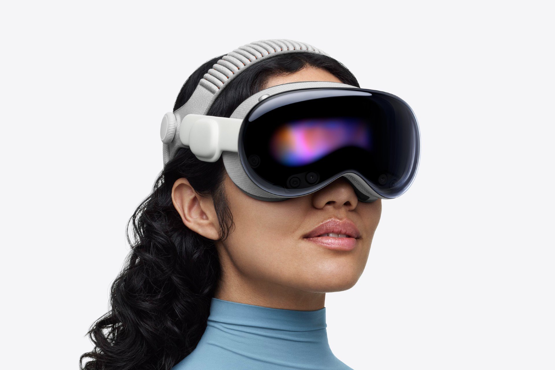 Apple’s M5 Vision Pro Is a Lot More Powerful and Just As Expensive