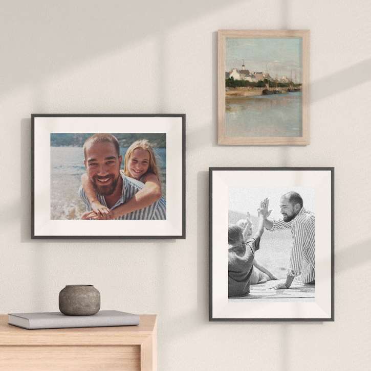 Aura just announced an incredibly thin color e-ink photo frame