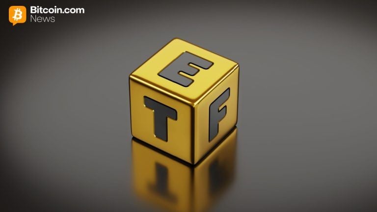 Bitcoin, Ether ETFs See Heavy Outflows While Solana Shines