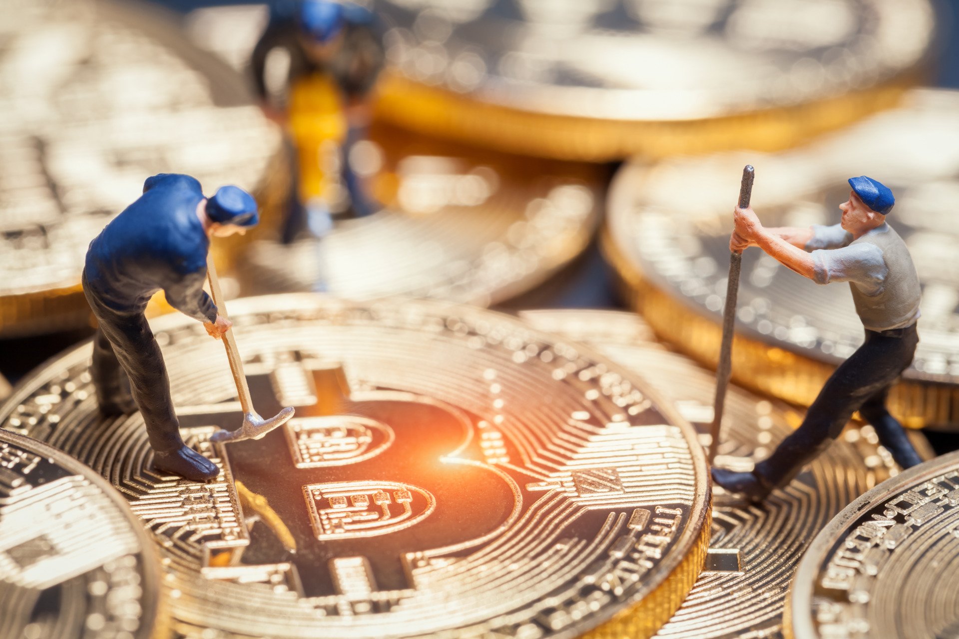Bitcoin Price Slumps as Wall Street Prepares for Crypto ETF Frenzy