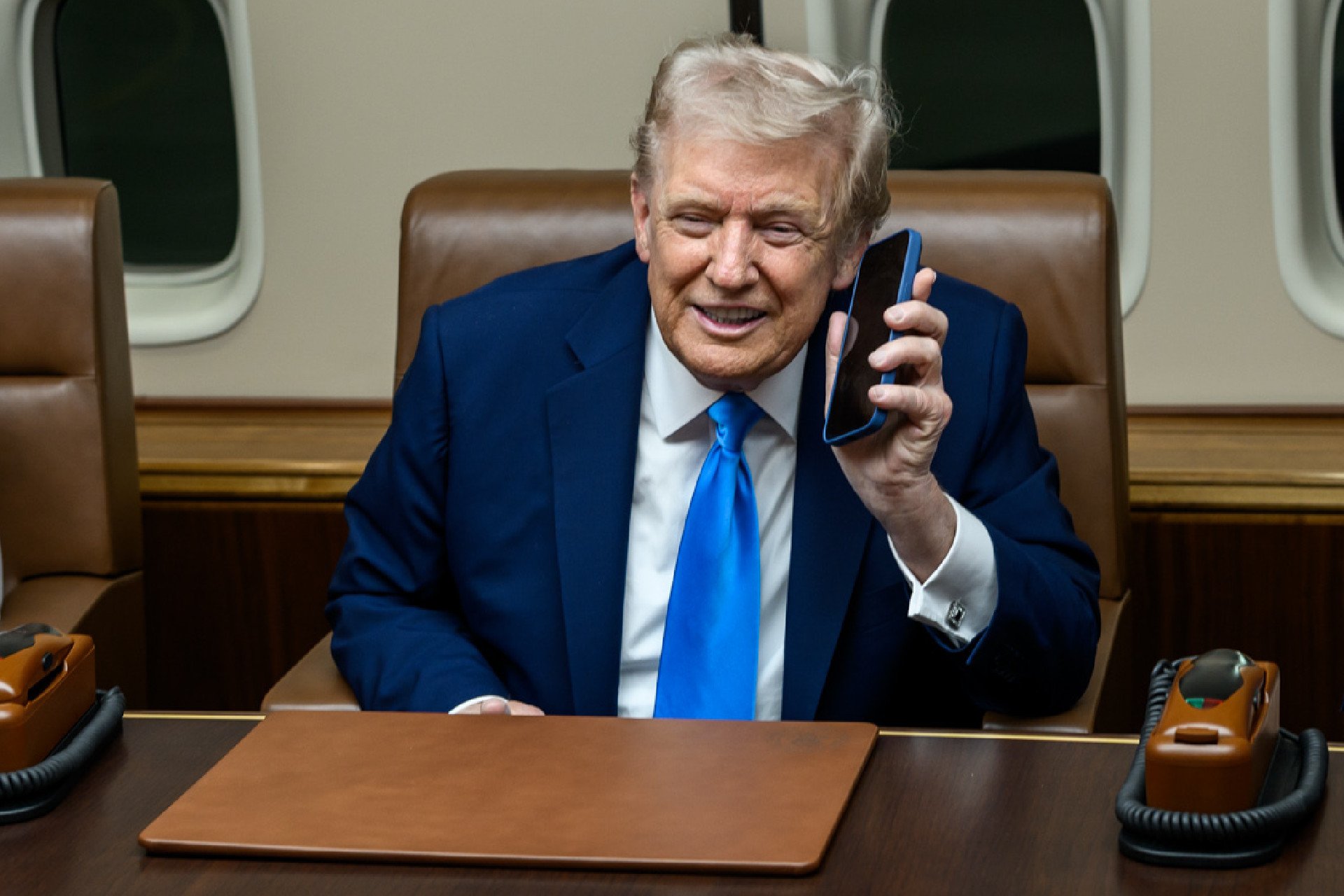 Does President Trump Actually Write His Own Tweets?