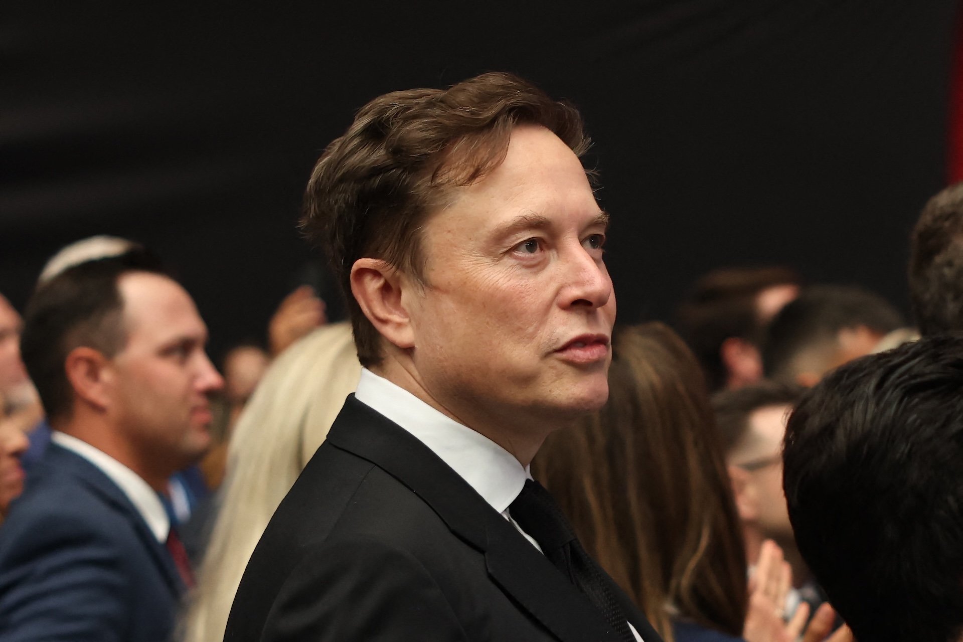 Elon Musk Doesn’t Give a Fuck About Poverty