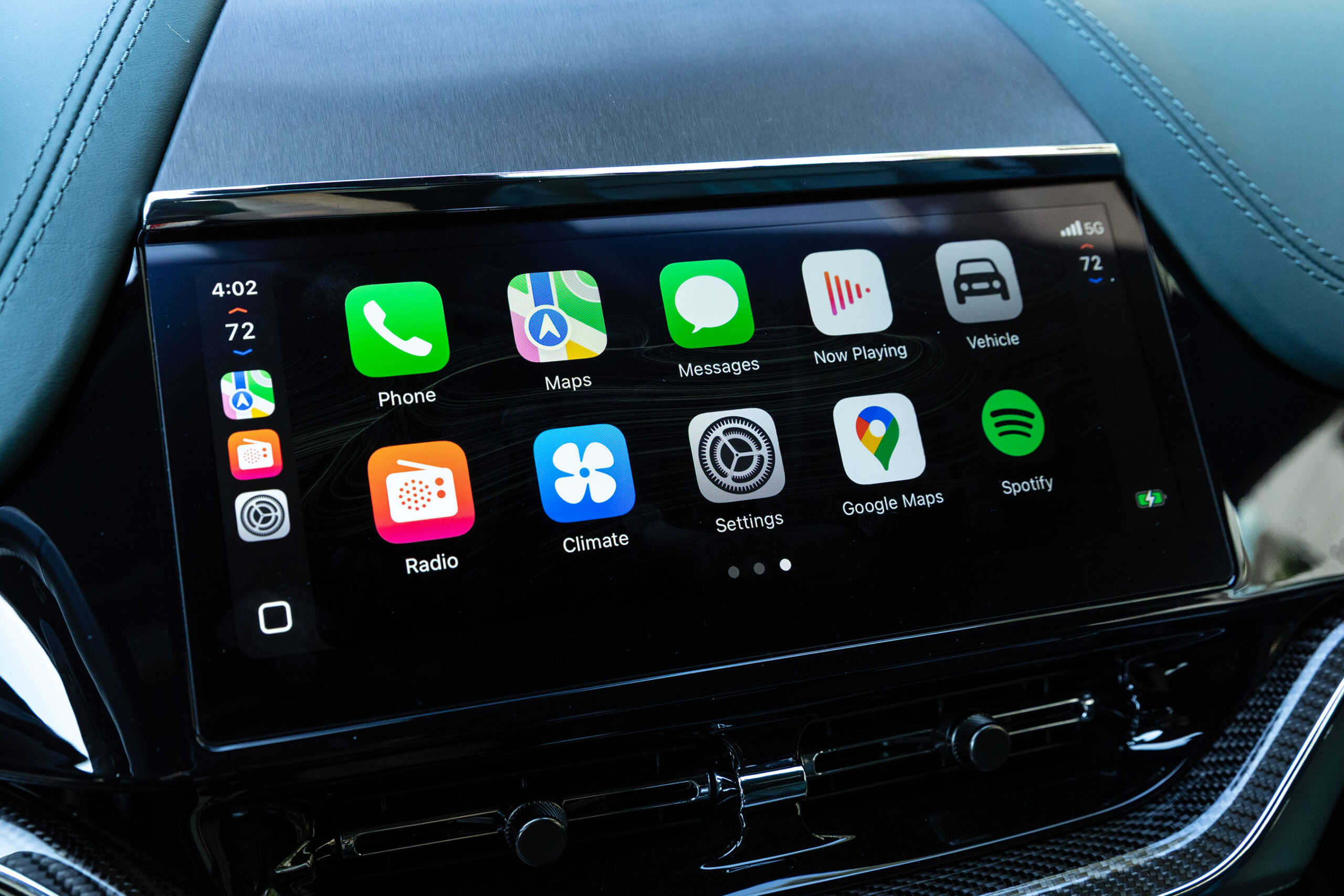 GM isn’t ready to rip off the CarPlay/Android Auto band-aid quite yet