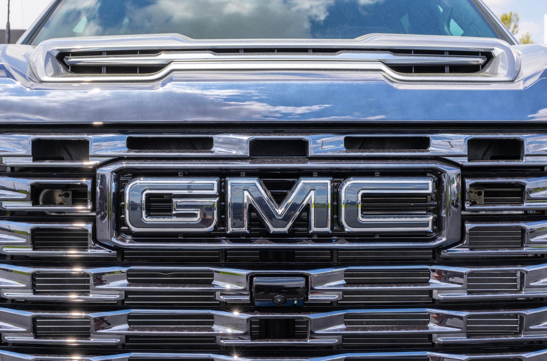 GM Killing BrightDrop Vans as EV Demand Falls